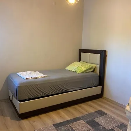 Seaside Flat With Pleasant Backyard In Bodrum アパート